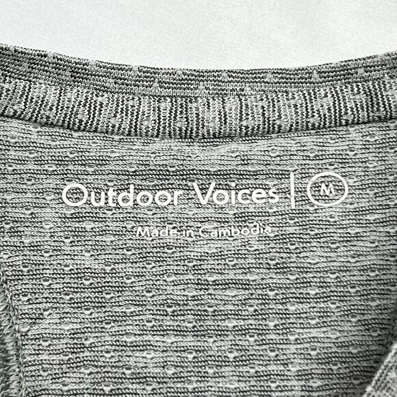 Outdoor Voices Women's Medium Gray Stretch Cropped Racer Back Tank Top - Picture 2 of 5